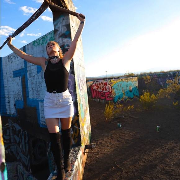 ๐ ๐ฎ๐ป๐ช๐ซ ๐ผ๐ฉ๐น๐ช ๐ - Picture 6 of 10